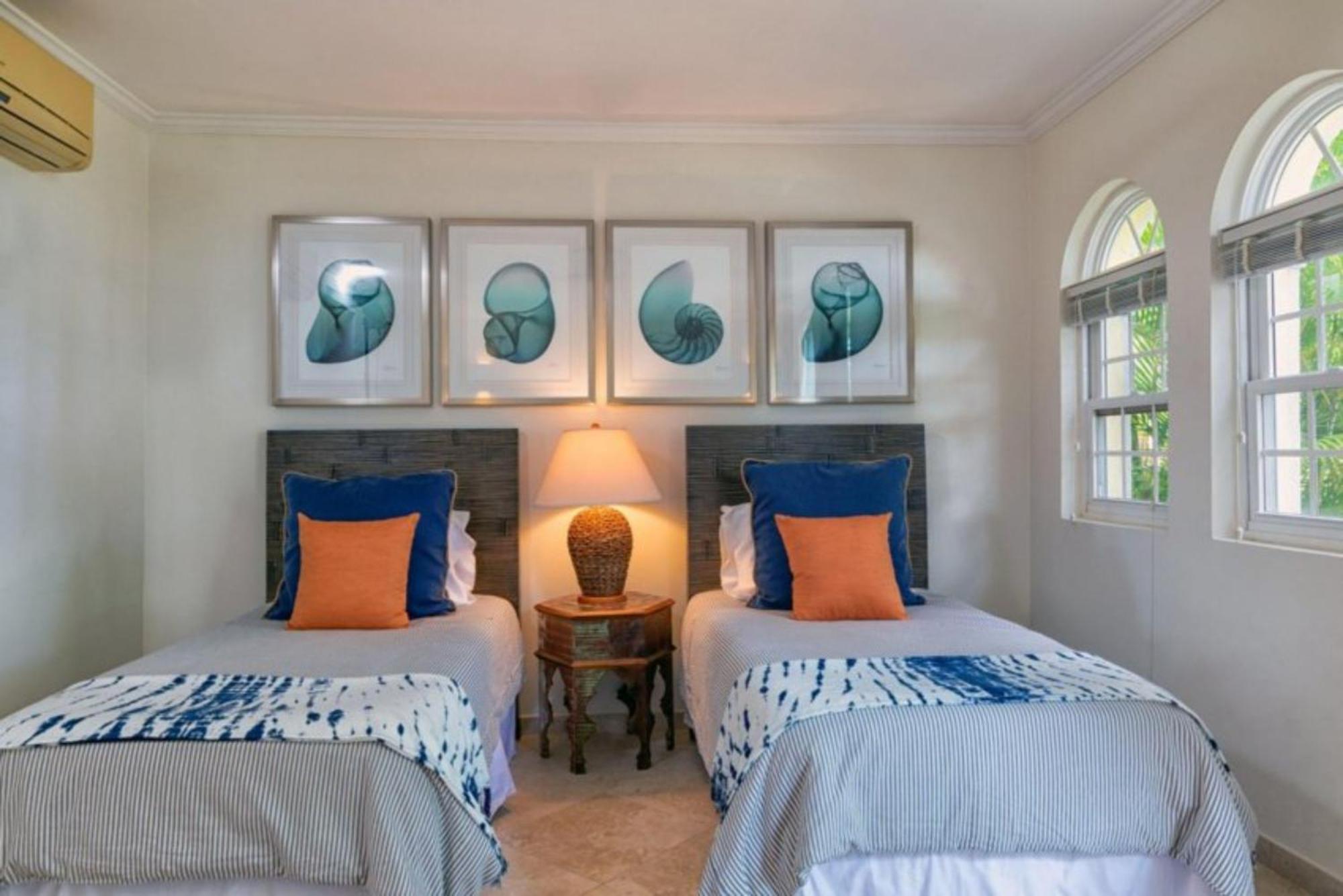 Sapphire Beach Condos Christ Church Phòng bức ảnh